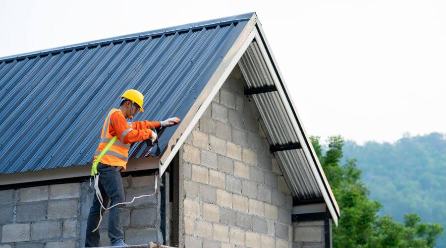 Professional gutter cleaning in Cumberland Foreside, ME
